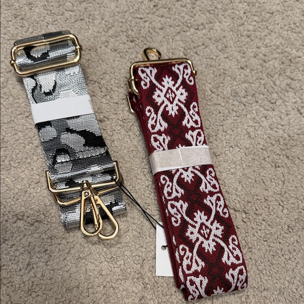 Chic Maroon Shoulder Bag - Picture 5 of 5